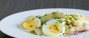 White Asparagus Salad with Boiled Egg and Ham
