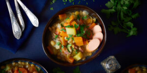 Traditional German Lentil Soup (Linsensuppe)